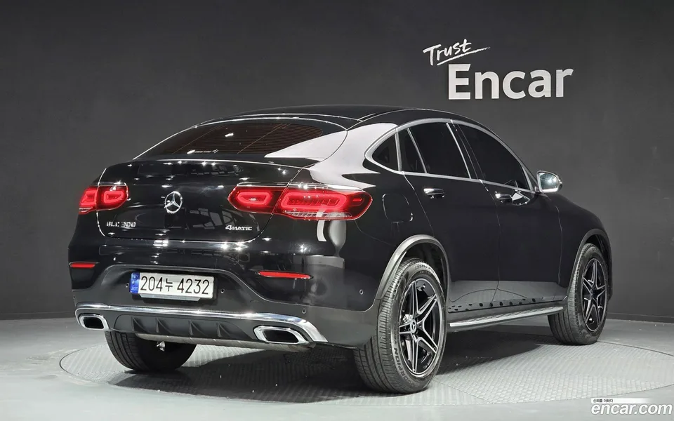 Mercedes-Benz GLC-Class GLC300 4MATIC 2023 — миниатюра 2