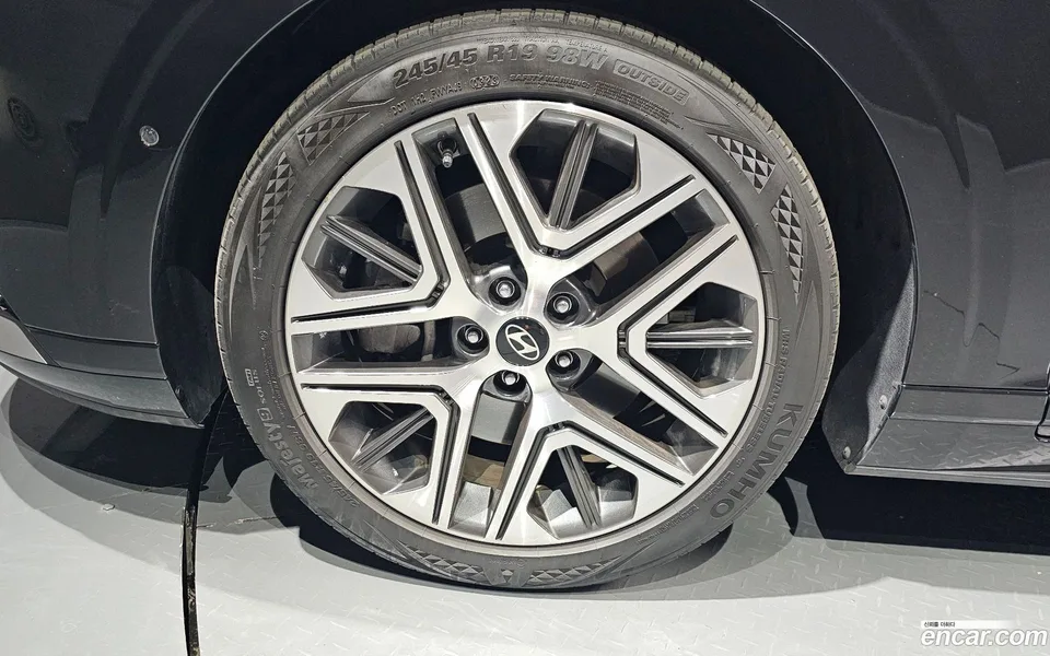 Hyundai Grandeur 3.5 2WD 2023 — миниатюра 5