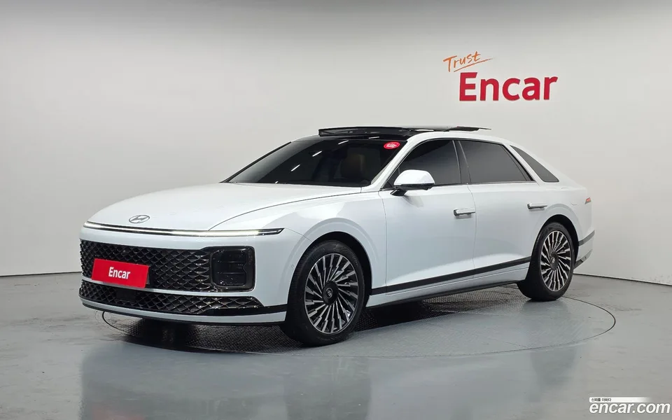 Hyundai Grandeur 2.5 2WD 2025 — фото 1, купить с доставкой в Москву