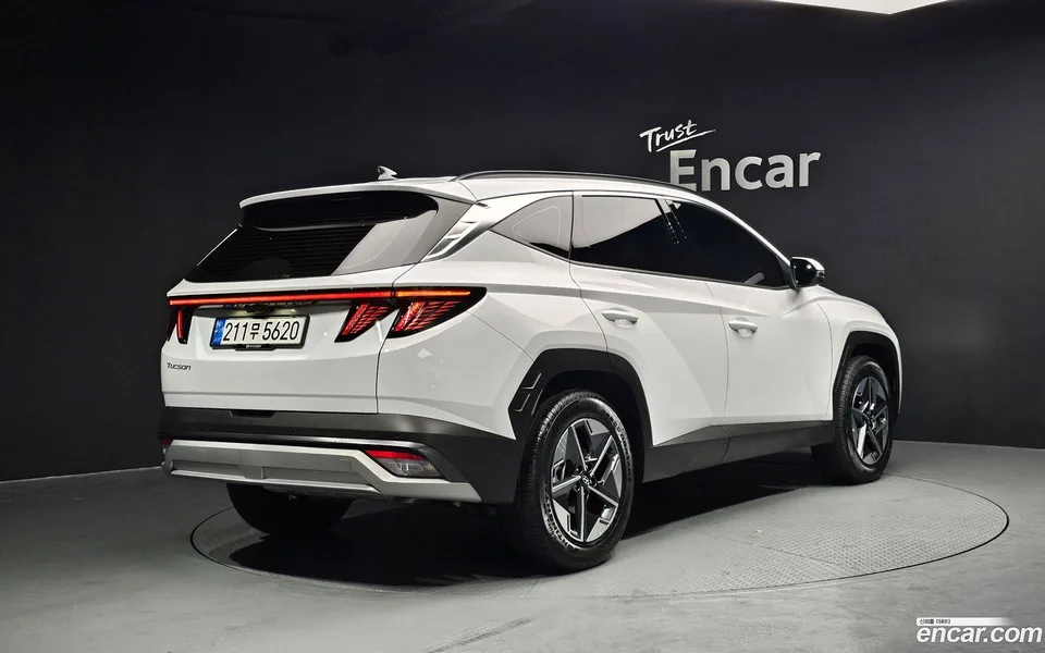 Hyundai Tucson Hybrid NX4 HEV 1.6 2WD 2025 — миниатюра 2