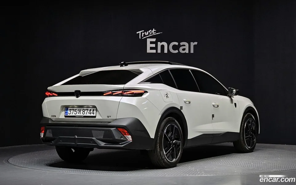 Peugeot 408 1.2 Pure Tech GT 2023 — миниатюра 2