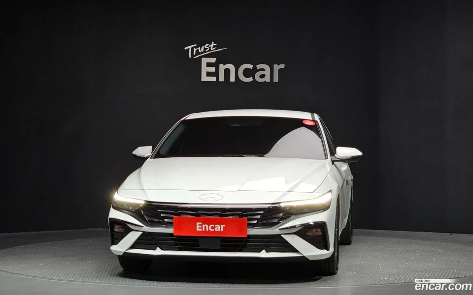 Hyundai Avante CN7 Hybrid 2025 — миниатюра 3