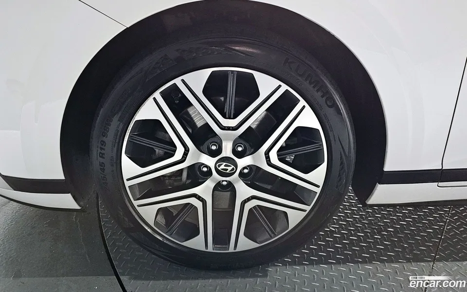 Hyundai Grandeur 3.5 LPG 2WD 2023 — миниатюра 5