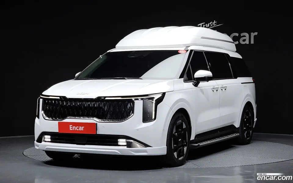 Kia Carnival 9 () 2024 — фото 1, купить с доставкой в Москву