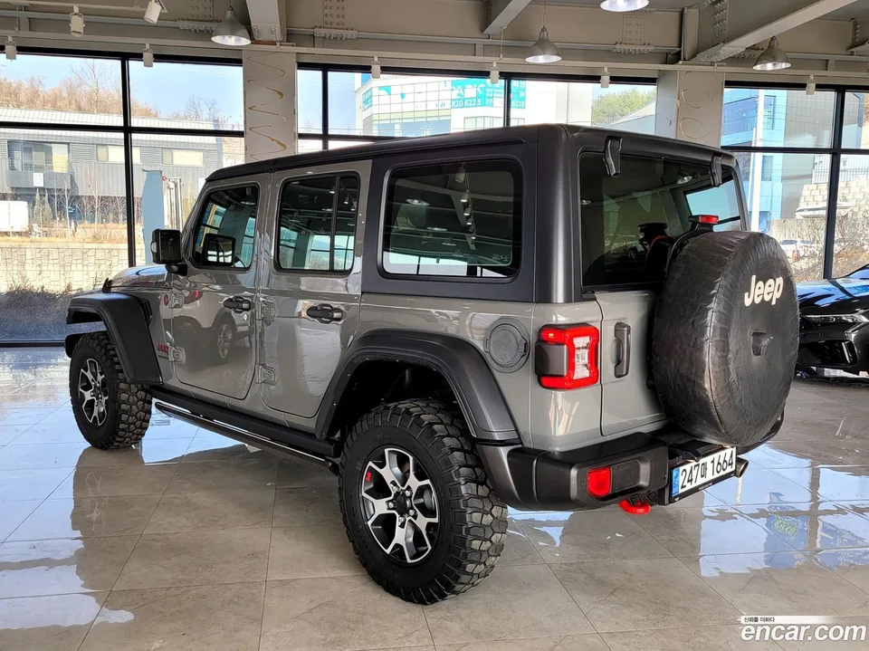 Jeep Wrangler 2.0 4 2023 — миниатюра 2