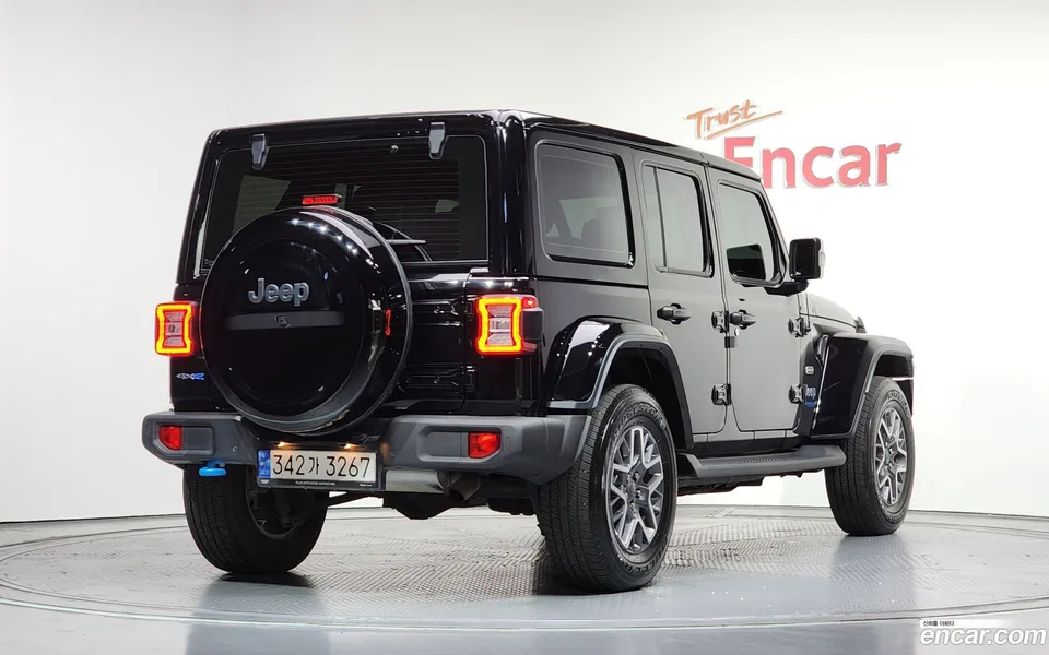 Jeep Wrangler 2.0 4 4xe 2022 — миниатюра 2