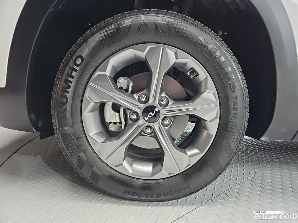 Kia Seltos 2.0 2WD 2024 — миниатюра 5