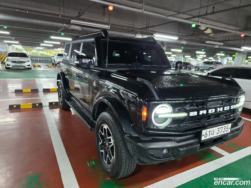 Ford Bronco 2.7 2022 — миниатюра 2