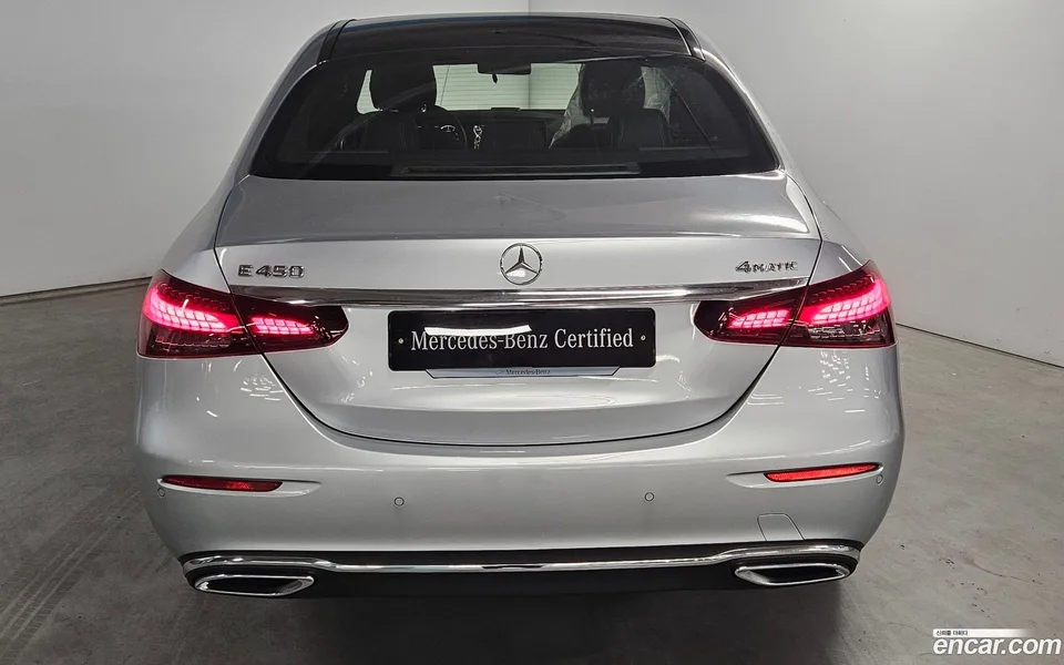 Mercedes-Benz E-Class E450 4MATIC 2023 — миниатюра 4