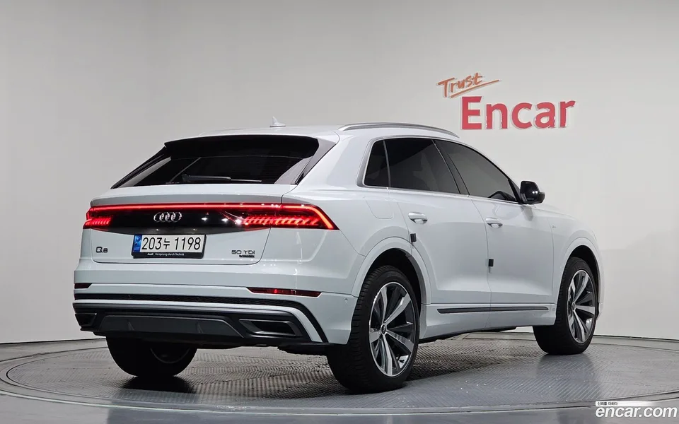 Audi Q8 (4M) 50 TDI 2022 — миниатюра 2