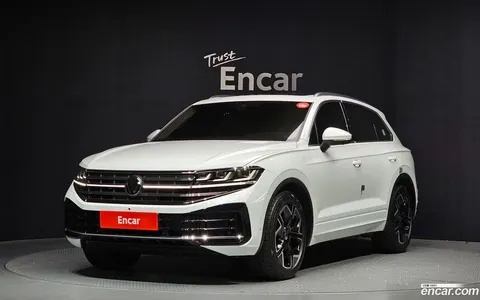 Volkswagen Touareg 2025 купить в Москве