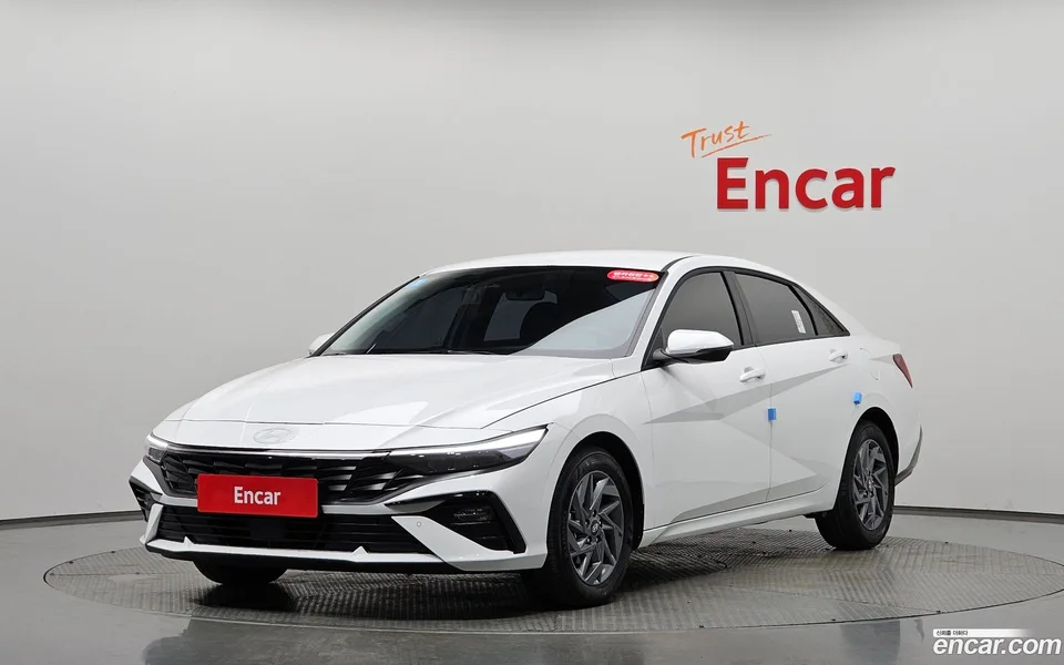 Hyundai Avante CN7 Hybrid 2025 — фото 1, купить с доставкой в Москву
