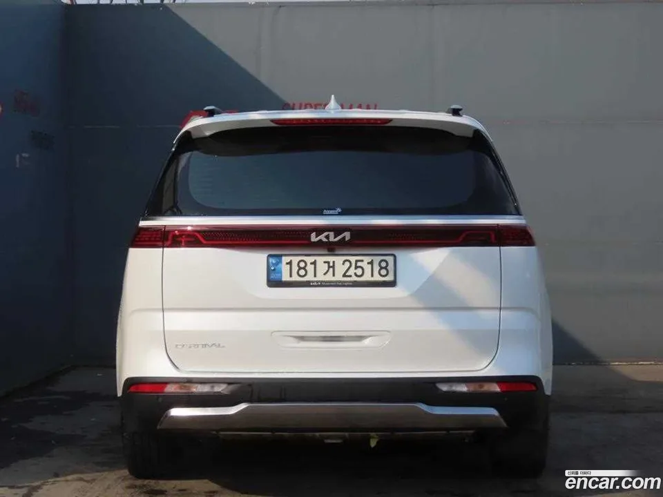 Kia Carnival 9 2022 — миниатюра 4