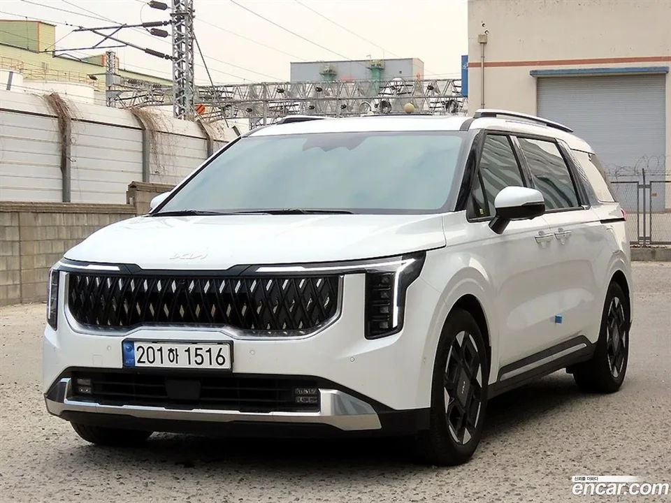 Kia Carnival 9 2024 — миниатюра 2