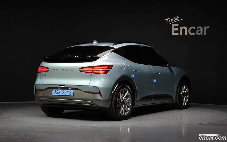 Genesis GV60 AWD 2023 — миниатюра 2
