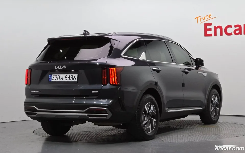 Kia Sorento HEV 1.6 4WD 2022 — миниатюра 2