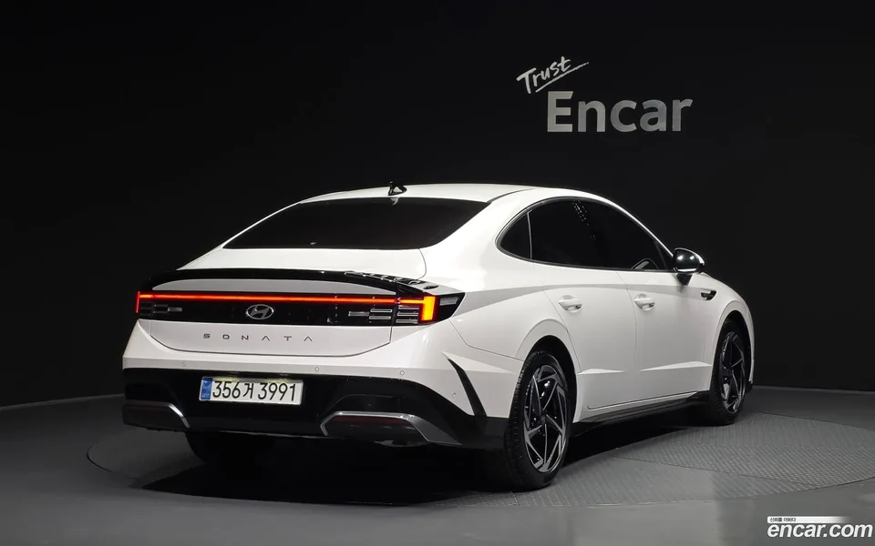 Hyundai Sonata The Edge 1.6 2023 — миниатюра 2
