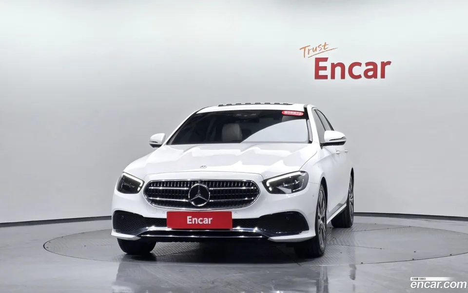 Mercedes-Benz E-Class E250 2022 — миниатюра 3