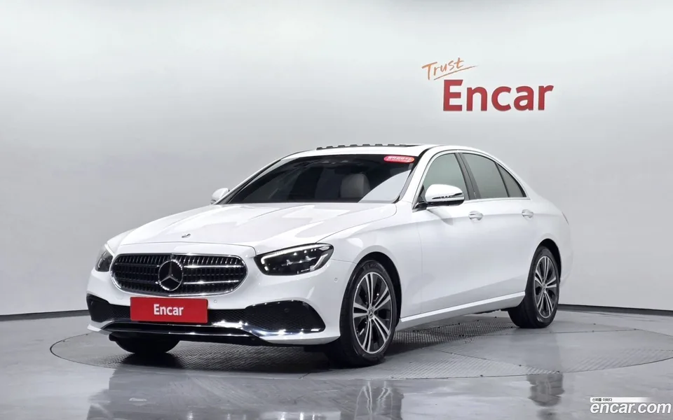 Mercedes-Benz E-Class E250 2022 — фото 1, купить с доставкой в Москву