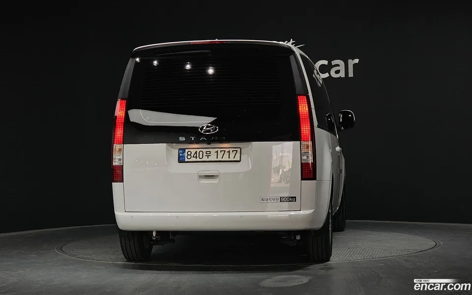 Hyundai Staria 3 2023 — миниатюра 4