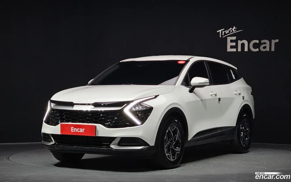 Kia Sportage 1.6 2WD 2024 — фото 1, купить с доставкой в Москву