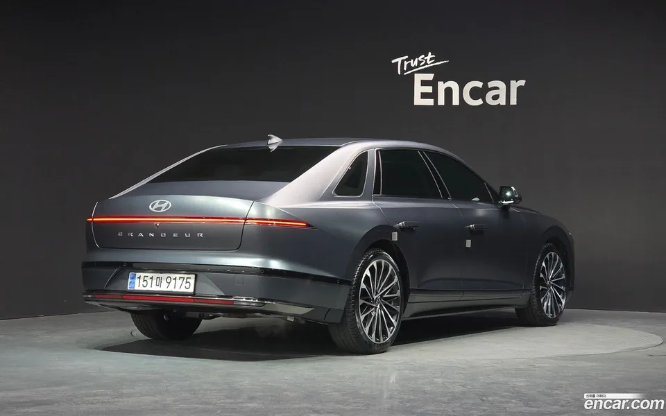 Hyundai Grandeur 3.5 4WD 2023 — миниатюра 2