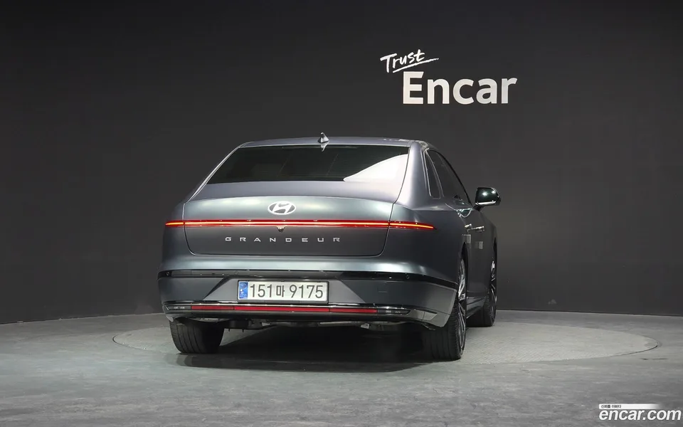 Hyundai Grandeur 3.5 4WD 2023 — миниатюра 4