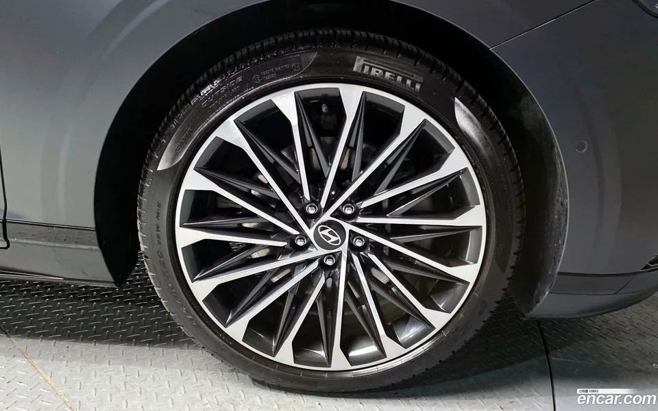 Hyundai Grandeur 3.5 4WD 2023 — миниатюра 5
