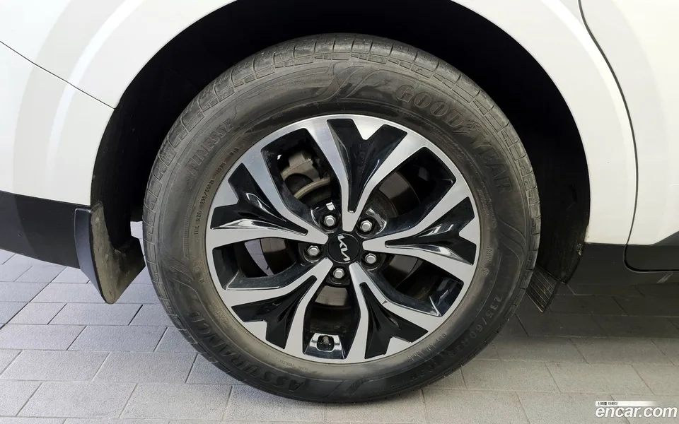 Kia Carnival 11 2022 — миниатюра 5