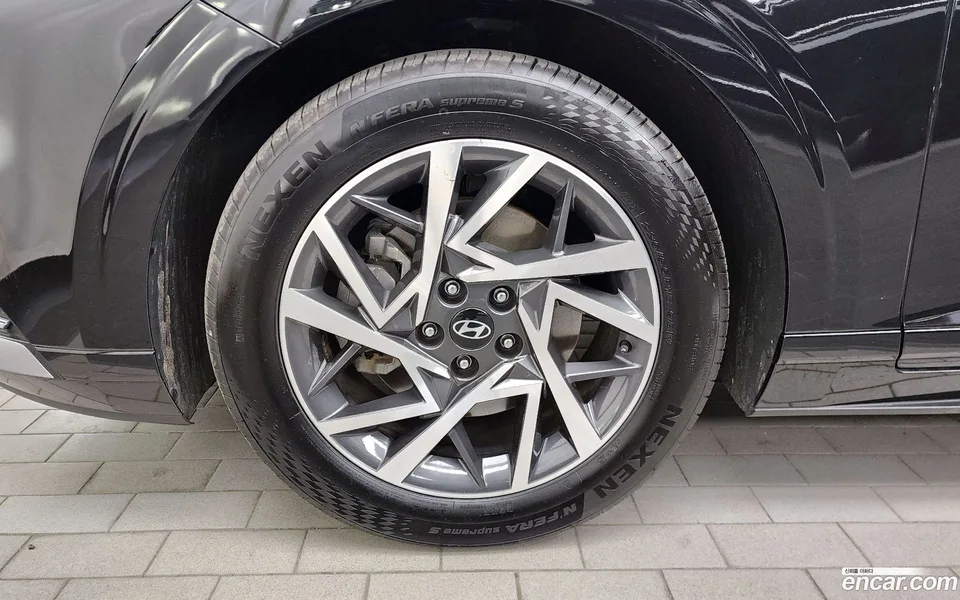 Hyundai Grandeur 2.5 2WD 2022 — миниатюра 2