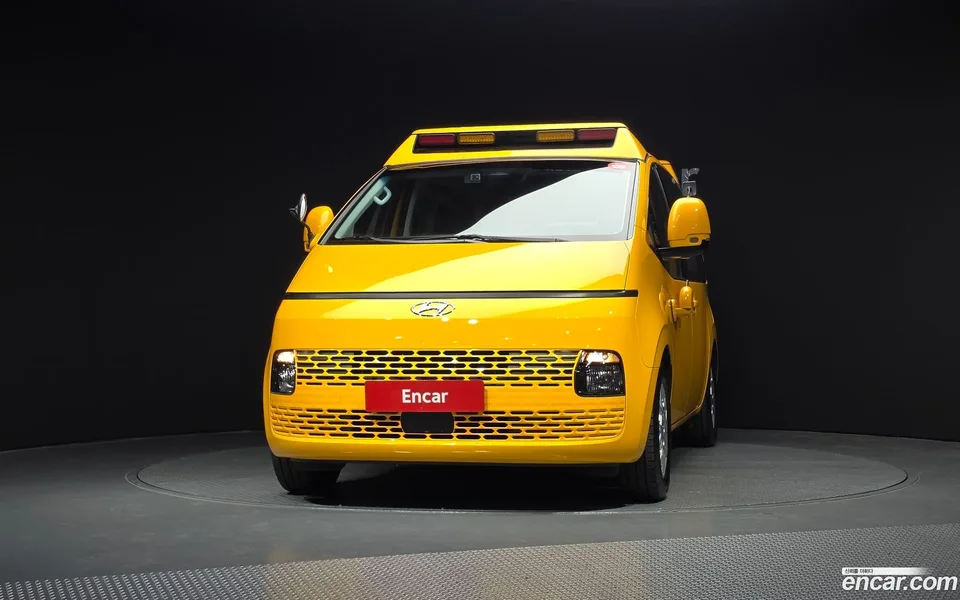 Hyundai Staria L3.5 2022 — миниатюра 3
