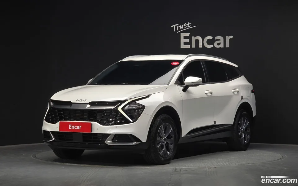 Kia Sportage 1.6 2WD 2024 — фото 1, купить с доставкой в Москву