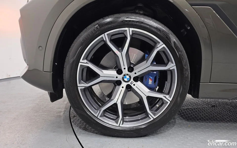 BMW X6 xDrive30d M 2023 — миниатюра 5