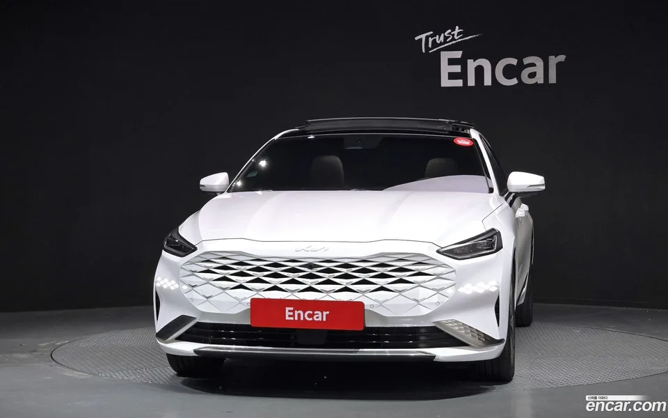 Kia K8 Hybrid 2023 — миниатюра 3