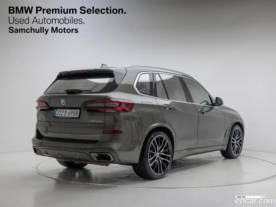 BMW X5 M50i 2023 — миниатюра 4