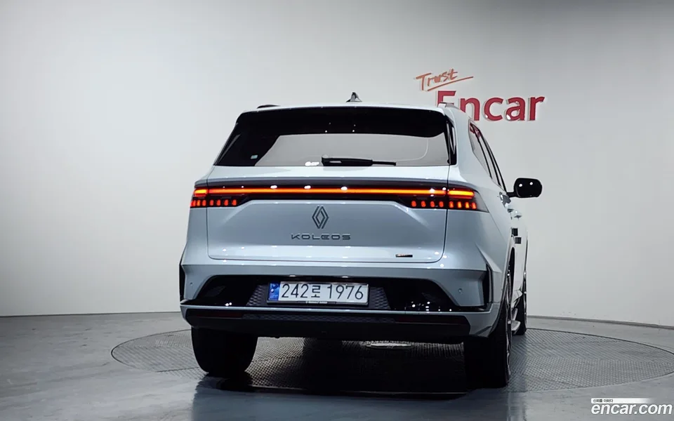 Renault Samsung Grand Koleos 1.5 E-TECH 2WD 2024 — миниатюра 4