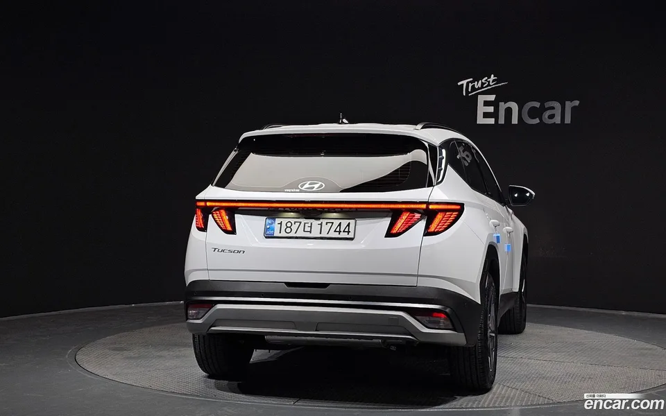 Hyundai Tucson Hybrid NX4 HEV 1.6 2WD 2024 — миниатюра 4