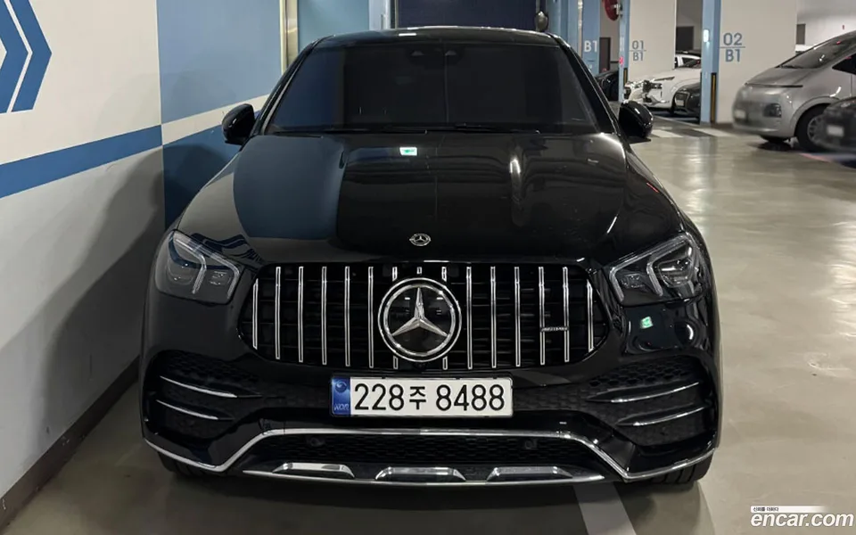 Mercedes-Benz GLE-Class GLE400d 4MATIC 2023 — фото 1, купить с доставкой в Москву