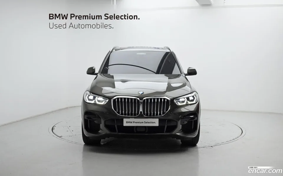 BMW X5 xDrive 40i M 2022 — миниатюра 3