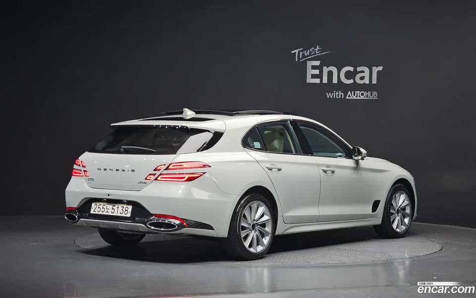 Genesis G70 Shooting Brake 2.5T 4WD 2023 — миниатюра 2