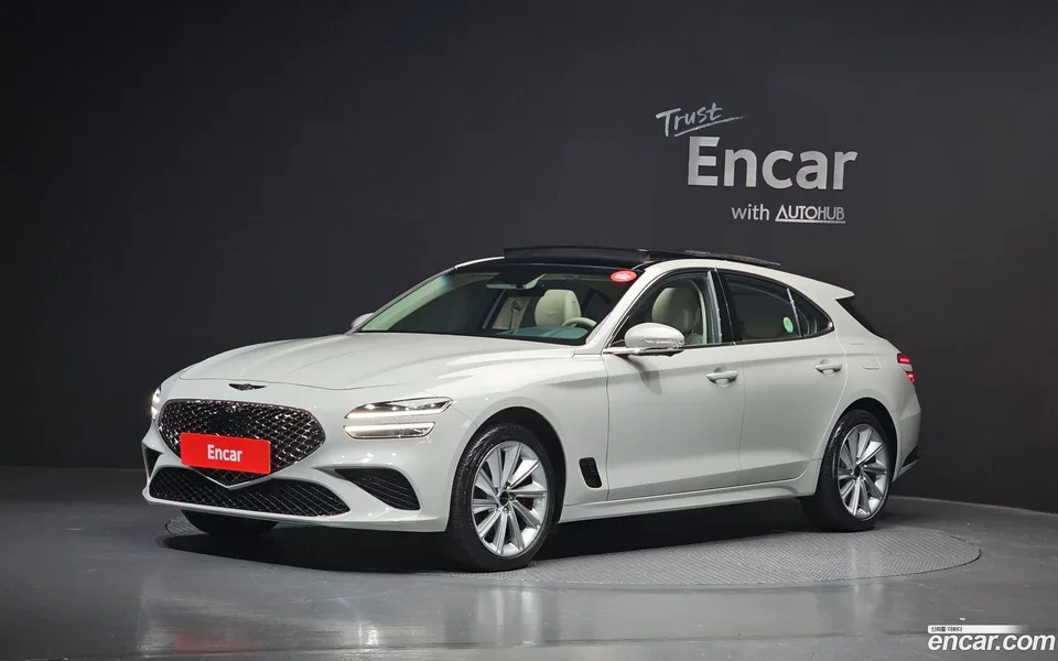 Genesis G70 Shooting Brake 2.5T 4WD 2023 — фото 1, купить с доставкой в Москву