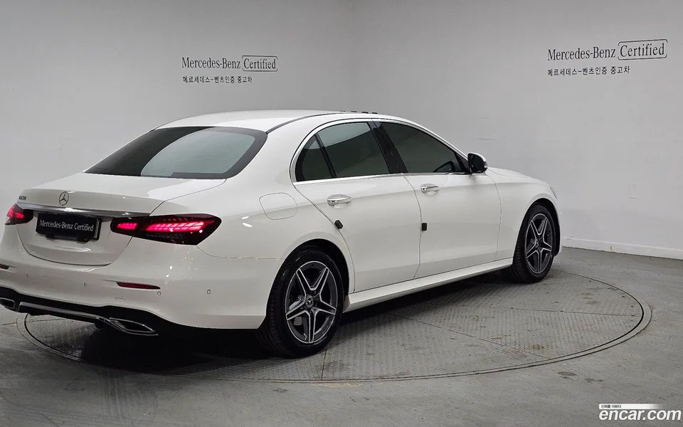Mercedes-Benz E-Class E250 AMG Line 2023 — миниатюра 2