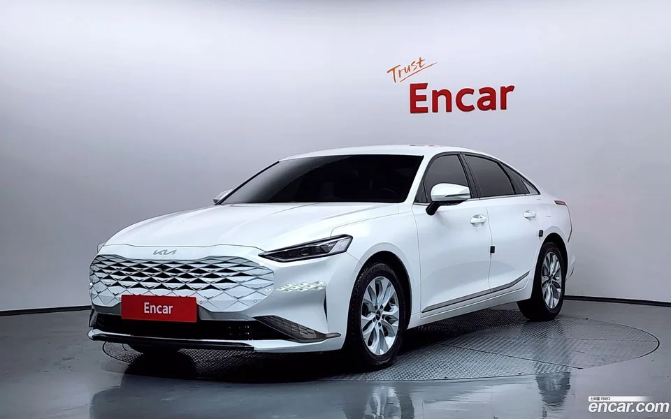 Kia K8 2.5 2WD 2022 — фото 1, купить с доставкой в Москву