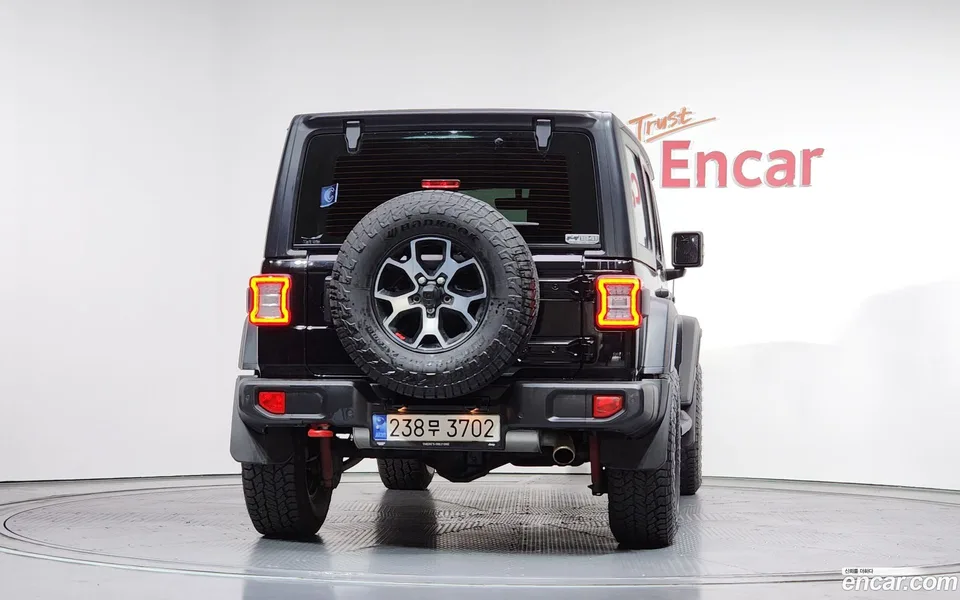 Jeep Wrangler 2.0 4 2023 — миниатюра 4