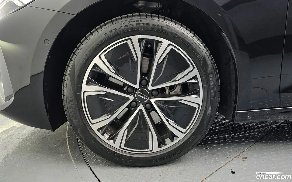 Audi A5 40 TFSI 2025 — миниатюра 5