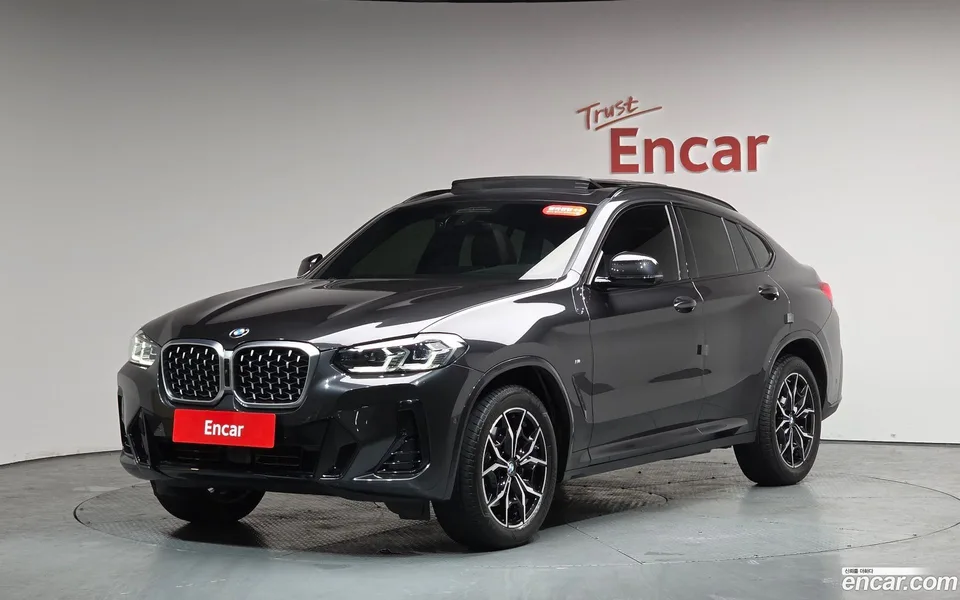 BMW X4 xDrive20i M 2024 — фото 1, купить с доставкой в Москву