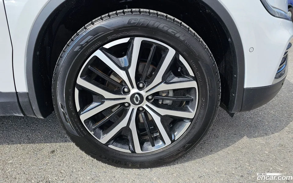 Renault Samsung QM6 2.0 LPe RE 2WD 2023 — миниатюра 2