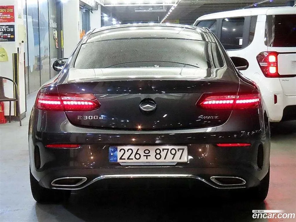 Mercedes-Benz E-Class E300d 4MATIC 2023 — миниатюра 4