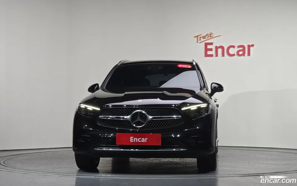 Mercedes-Benz GLC-Class GLC300 4MATIC AMG Line 2023 — миниатюра 3
