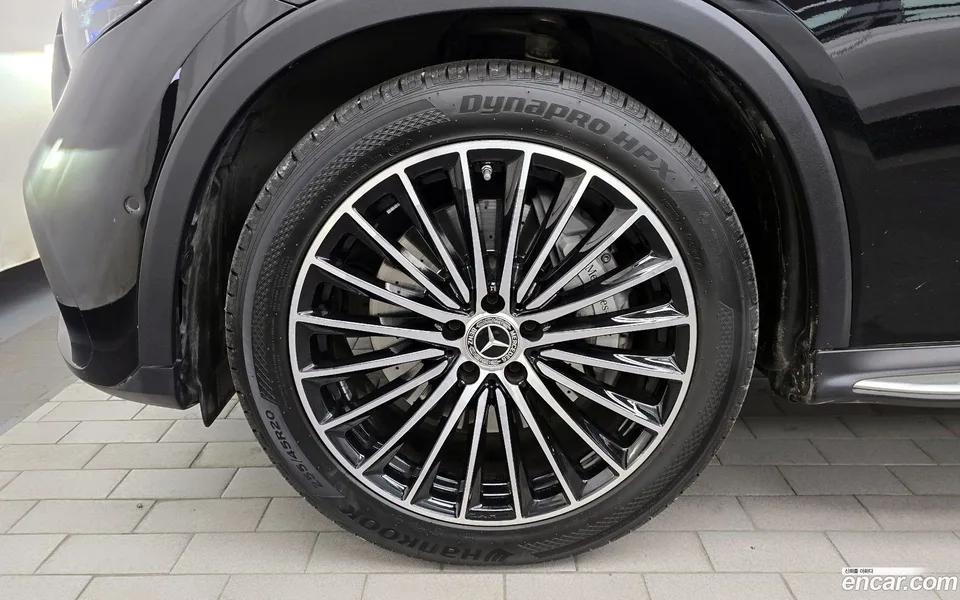 Mercedes-Benz GLC-Class GLC300 4MATIC AMG Line 2023 — миниатюра 5